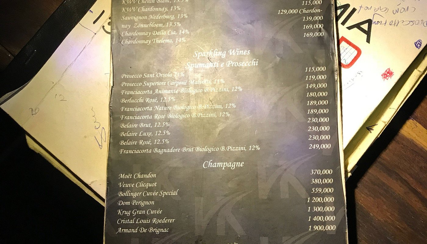 Cuisine & Signature Menu