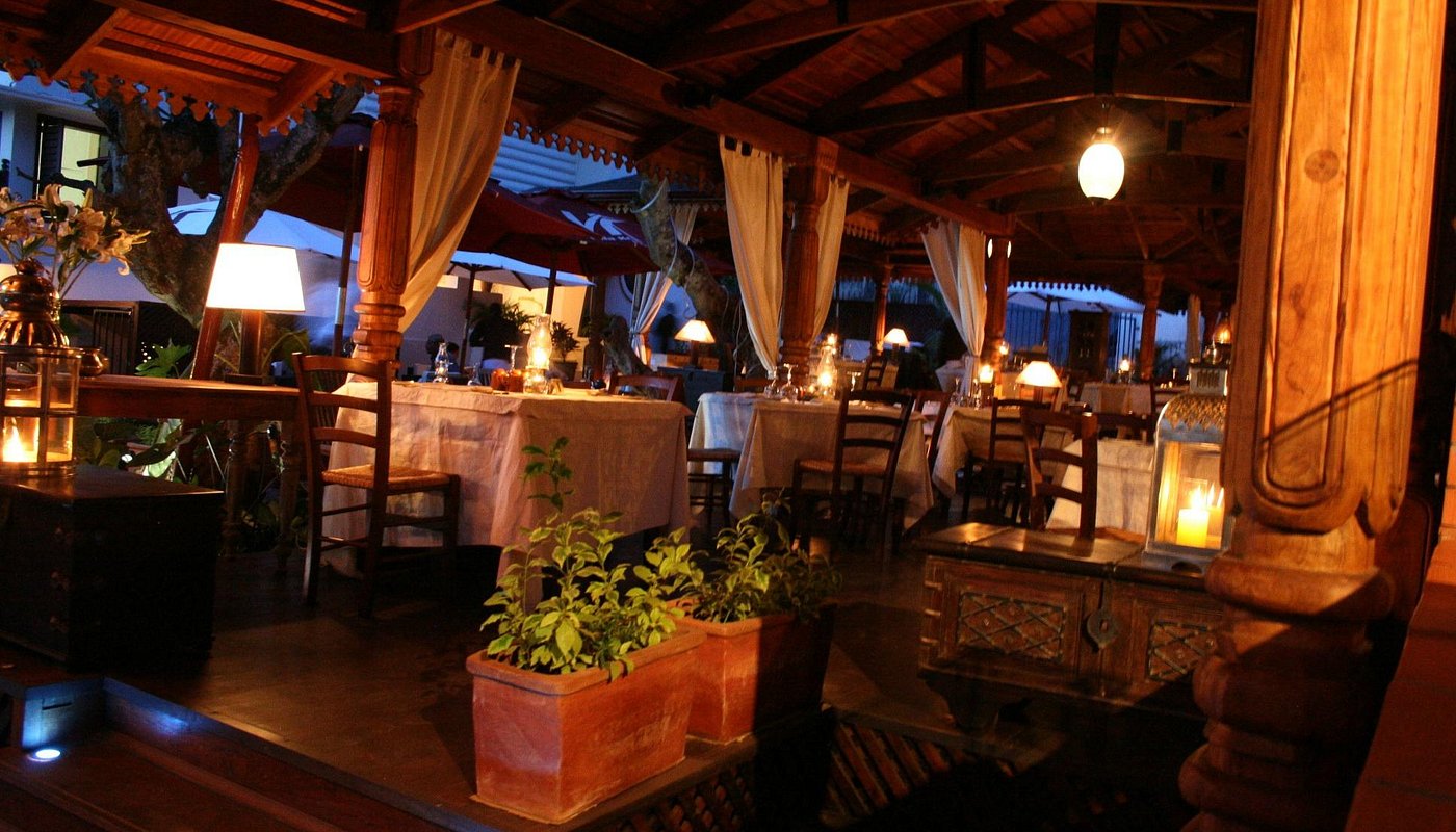Experience & Service