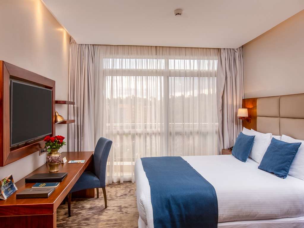Accommodation & Guest Rooms