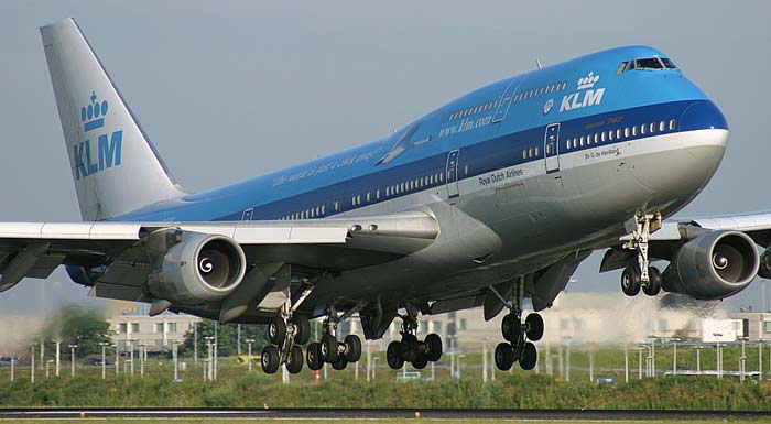 Scheduled International Flights